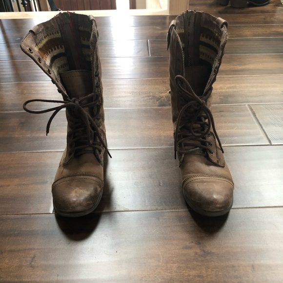 Brown Steve Madden Combat Boots - Picture 4 of 6